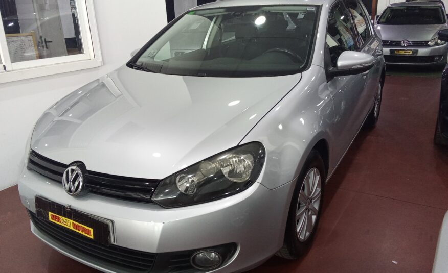 VOLKSWAGEN Golf VI 1.6 TDI 105CV ADVANCE