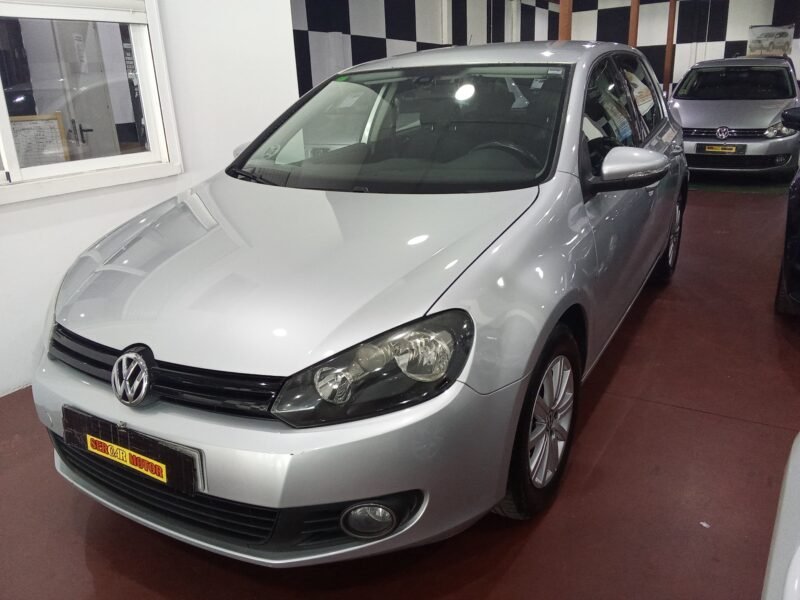 VOLKSWAGEN Golf VI 1.6 TDI 105CV ADVANCE