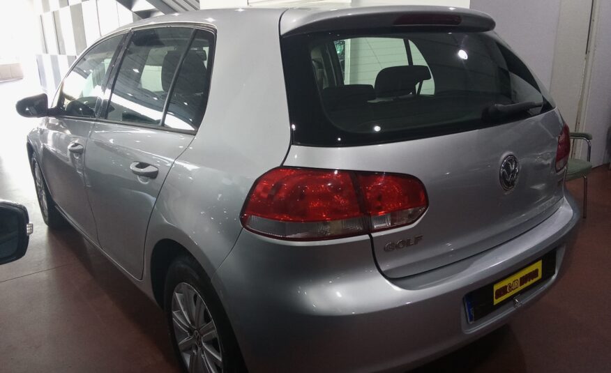 VOLKSWAGEN Golf VI 1.6 TDI 105CV ADVANCE