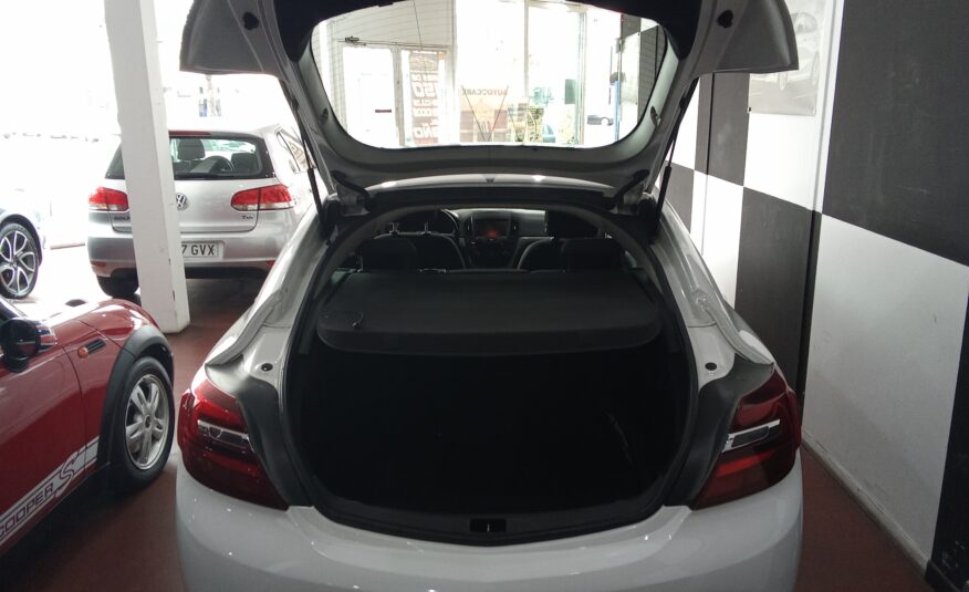OPEL insignia 1.6cdti 136cv selective