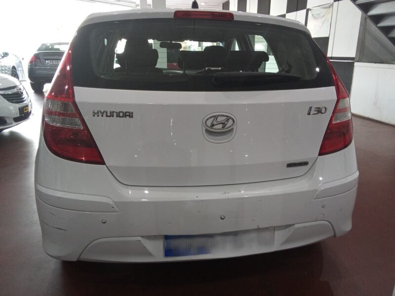 HYUNDAI i30 1.6 CDRI CONFORT