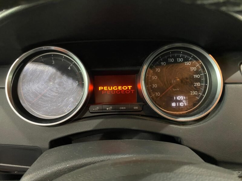 PEUGEOT 508 1.6 HDi