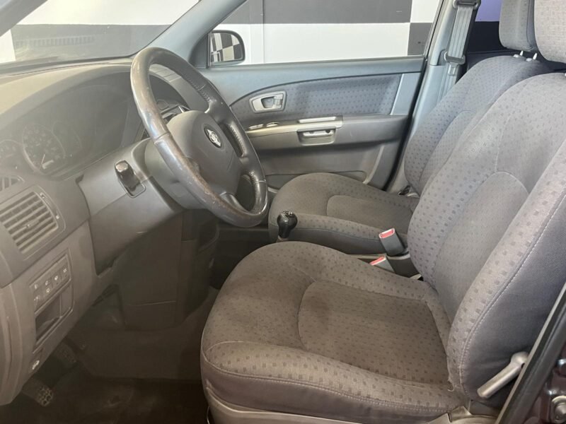 KIA carens 2.0 CDRi EX VAN