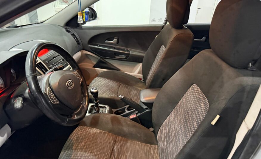 KIA ceed 1.6 crdi concept