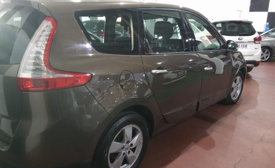 RENAULT grand scenic 1.6 dci dynamique 7 plazas