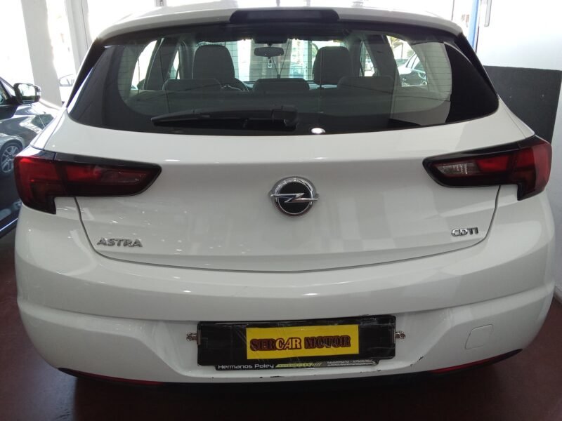 OPEL ASTRA 1.6 CDTI BUSSINES