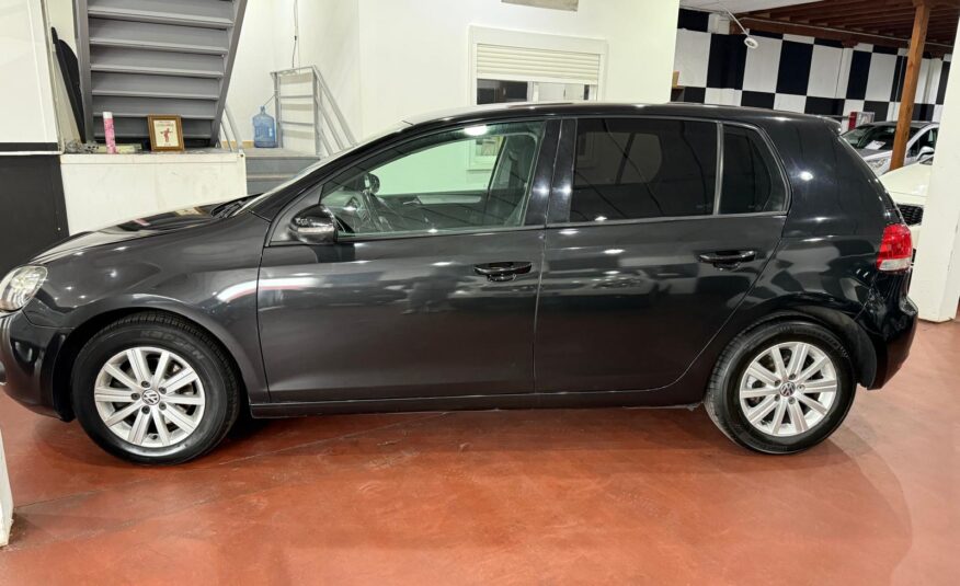 VOLKSWAGEN Golf VI 1.6 TDI 105CV ADVANCE