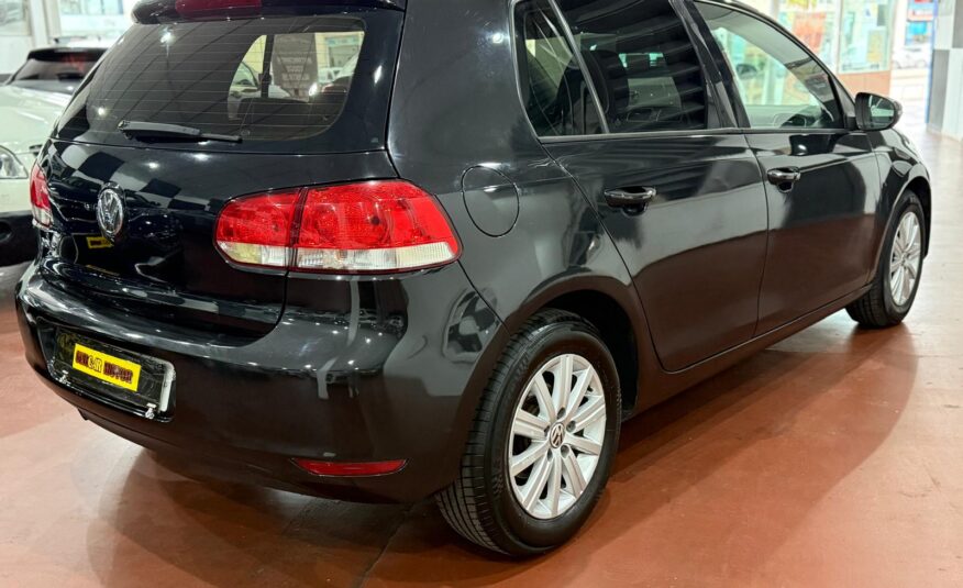 VOLKSWAGEN Golf VI 1.6 TDI 105CV ADVANCE