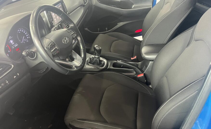 HYUNDAI i30 1.6 CRDi TECKNO
