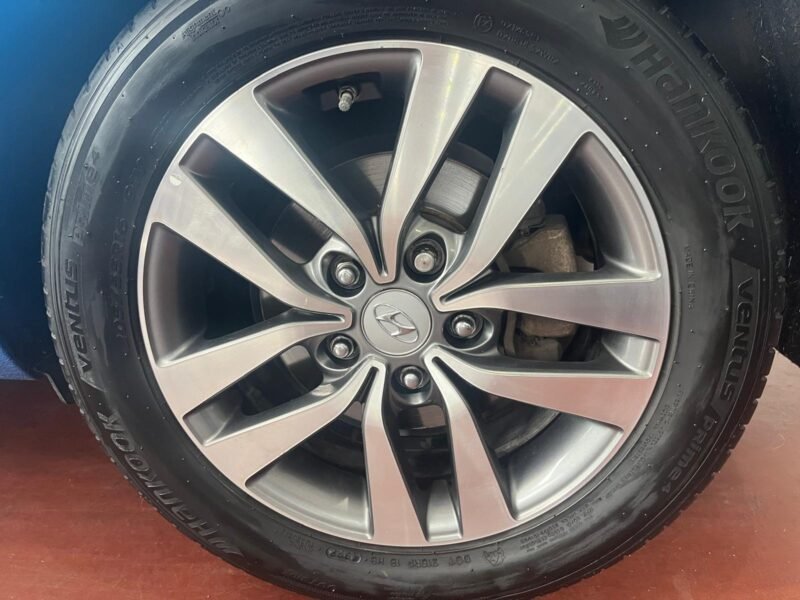 HYUNDAI i30 1.6 CRDi TECKNO