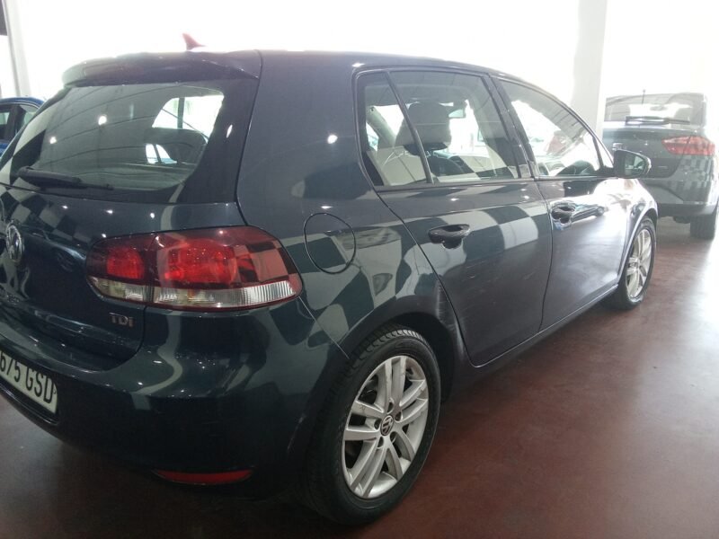 VOLKSWAGEN Golf VI 2.0 TDI SPORT