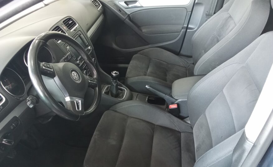 VOLKSWAGEN Golf VI 2.0 TDI SPORT