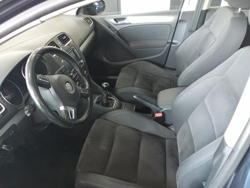 VOLKSWAGEN Golf VI 2.0 TDI SPORT