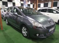 PEUGEOT 5008 1.6 HDI ACTIVE