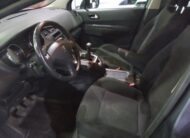 PEUGEOT 5008 1.6 HDI ACTIVE