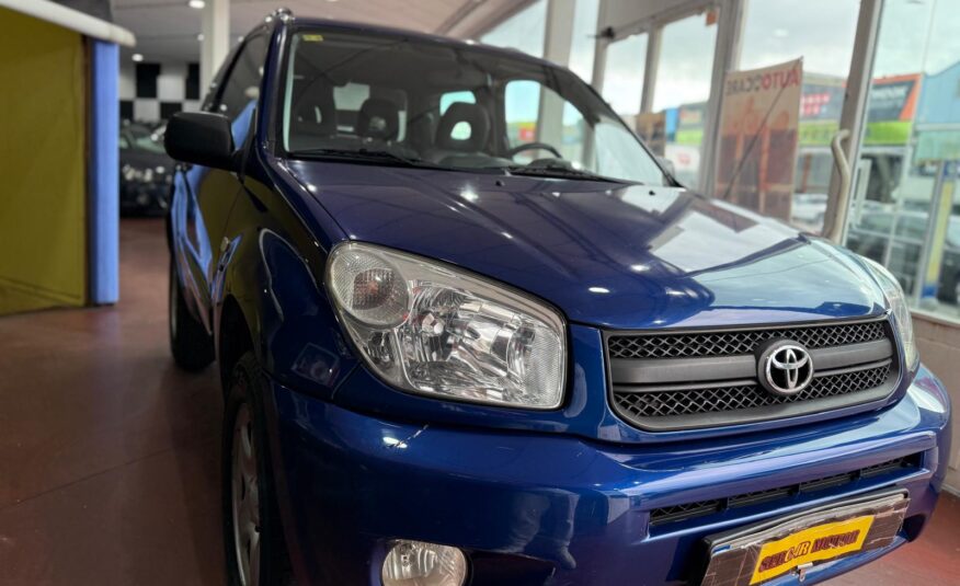 TOYOTA rav-4 1.8 VVTi luna