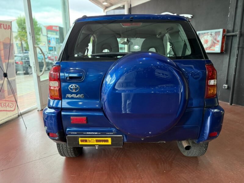 TOYOTA rav-4 1.8 VVTi luna