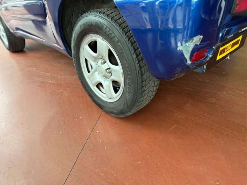 TOYOTA rav-4 1.8 VVTi luna