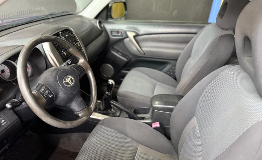 TOYOTA rav-4 1.8 VVTi luna