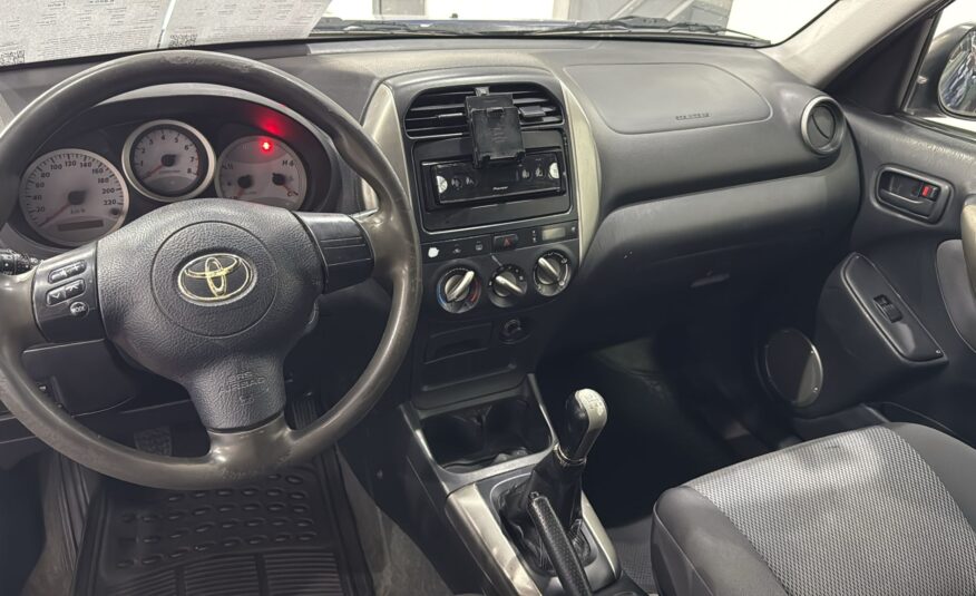 TOYOTA rav-4 1.8 VVTi luna