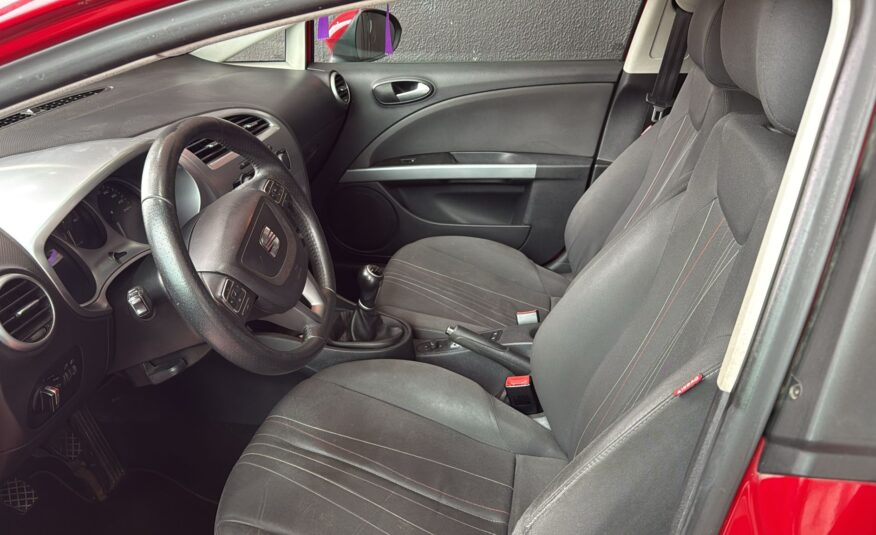 SEAT Leon 1.6 TDI Stylance / Style 1.6 TDI Stylance / Style