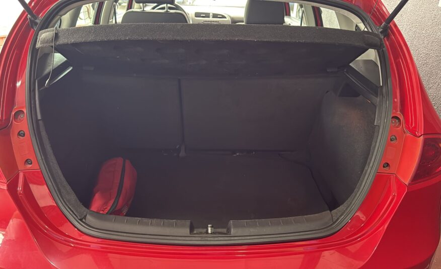 SEAT Leon 1.6 TDI Stylance / Style 1.6 TDI Stylance / Style