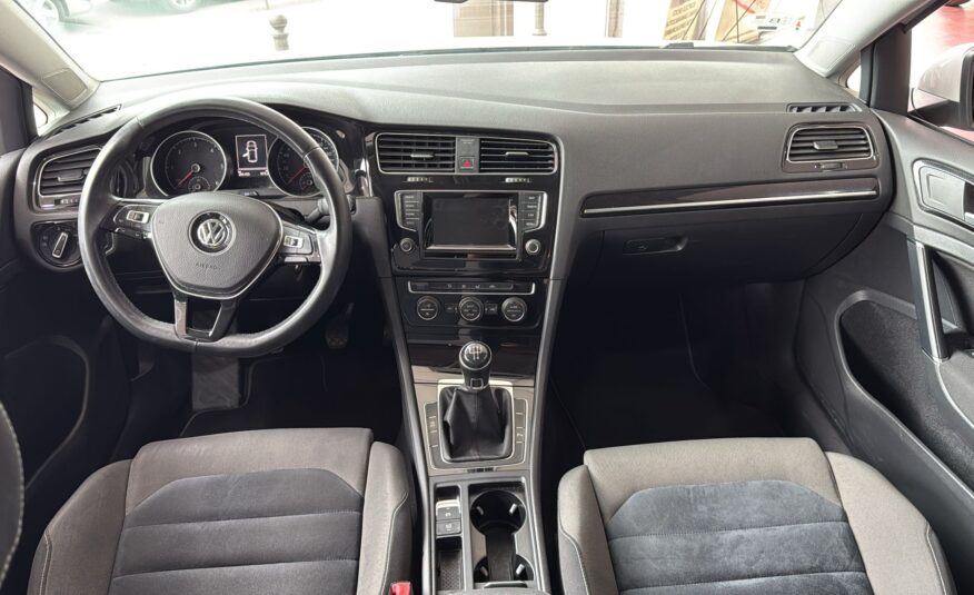 VOLKSWAGEN Golf VII 1.6 TDI Sinport by R-Le BlueMotion 1.6 TDI Sinport by R-Le BlueMotion
