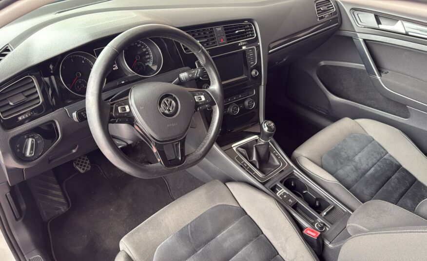 VOLKSWAGEN Golf VII 1.6 TDI Sinport by R-Le BlueMotion 1.6 TDI Sinport by R-Le BlueMotion