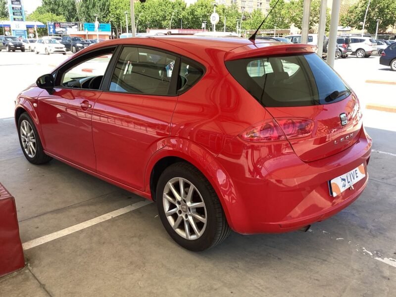 SEAT Leon 1.6 TDI Stylance / Style 1.6 TDI 105CV CONFORLINE