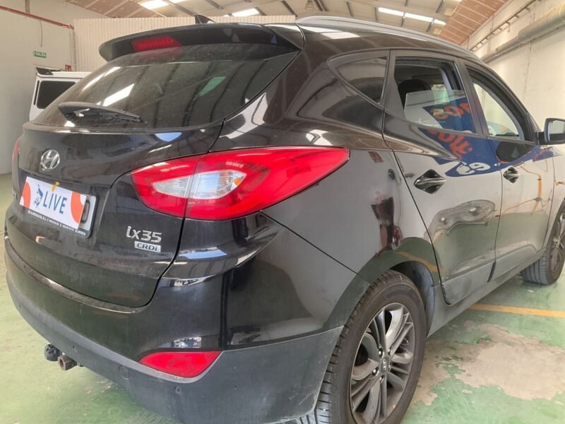 HYUNDAI ix35 1.7 CRDi Tecno Star 2WD ix35 1.7 CRDi Tecno Star 2WD