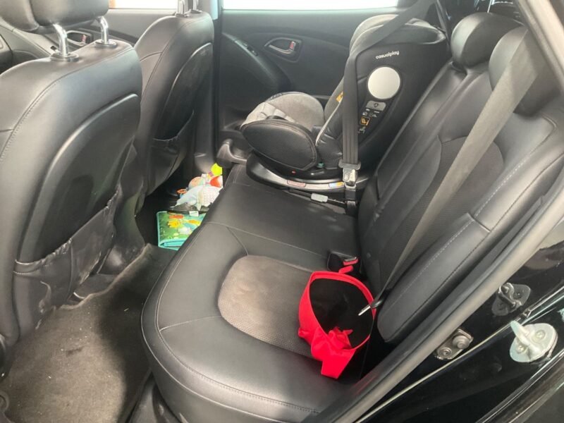 HYUNDAI ix35 1.7 CRDi Tecno Star 2WD ix35 1.7 CRDi Tecno Star 2WD