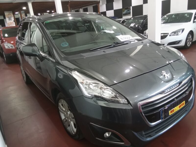 PEUGEOT 5008 2.0 HDI ALLURE 7 PLAZAS