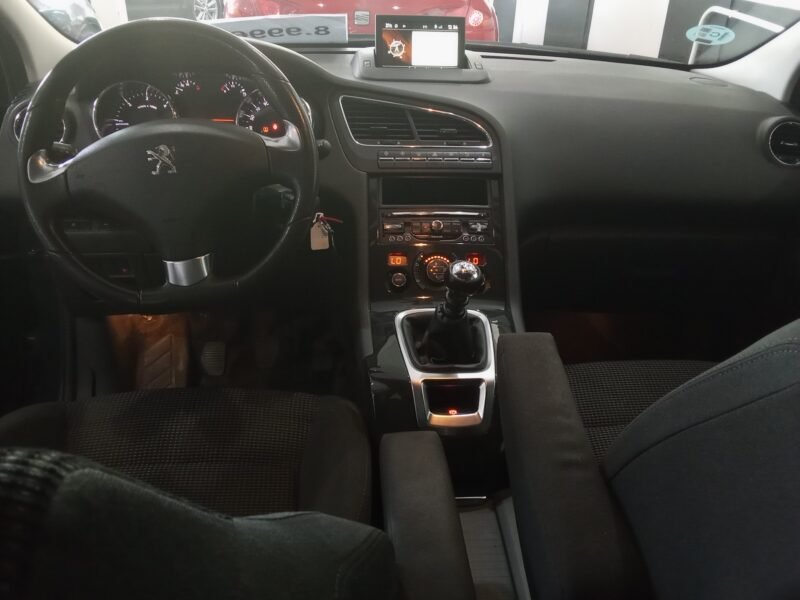 PEUGEOT 5008 2.0 HDI ALLURE 7 PLAZAS