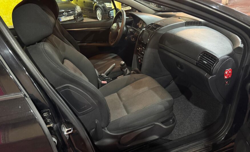 PEUGEOT 407 1.6 HDi SPORT