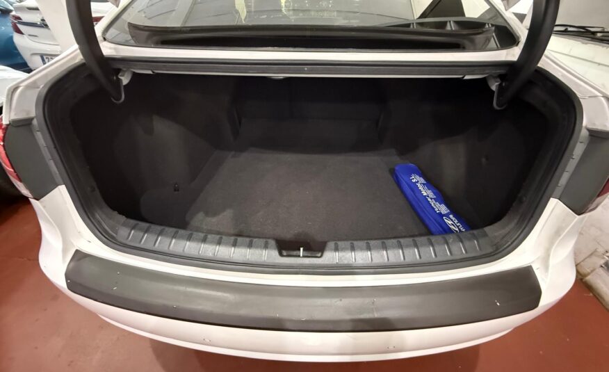 HYUNDAI i40 1.7 CDRi STYLE