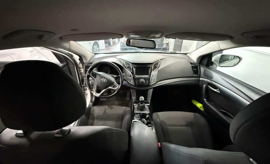HYUNDAI i40 1.7 CDRi STYLE