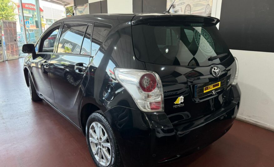 TOYOTA VERSO 2.0D-4D