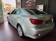 LEXUS IS 220D LUXURY LINE