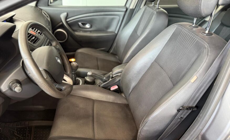 RENAULT Megane 1.9 DCi 130CV PRIVILEGE