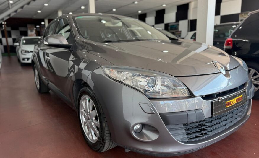 RENAULT Megane 1.9 DCi 130CV PRIVILEGE