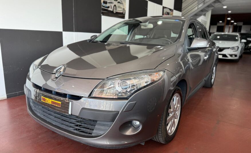 RENAULT Megane 1.9 DCi 130CV PRIVILEGE