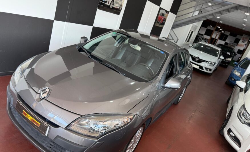 RENAULT Megane 1.9 DCi 130CV PRIVILEGE