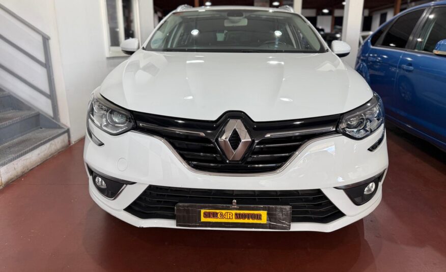 RENAULT Megane 1.5 DCI FAMILIAR 2020