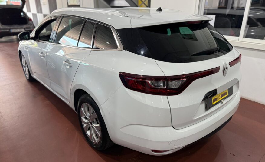 RENAULT Megane 1.5 DCI FAMILIAR 2020