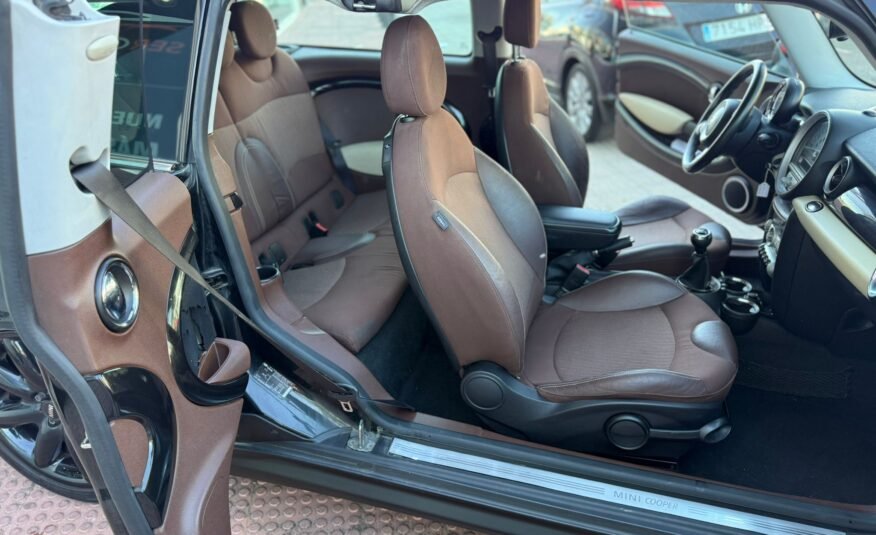 MINI CLUBMAN cooper D