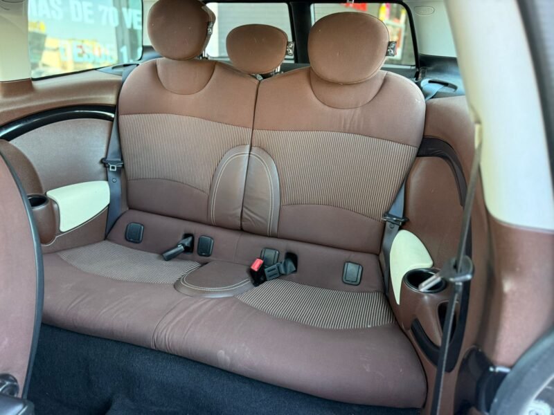 MINI CLUBMAN cooper D