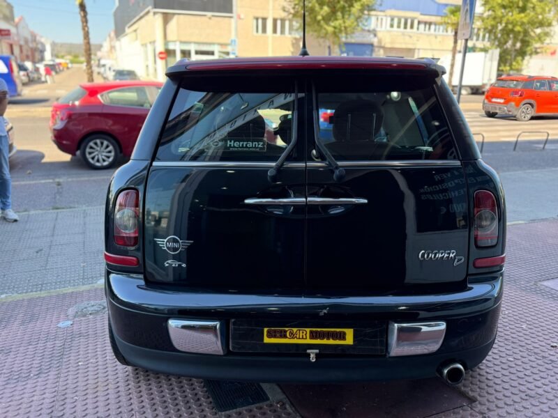 MINI CLUBMAN cooper D