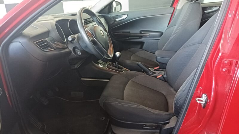 ALFA ROMEO GIULIETTA 1.6 jtdm distintive