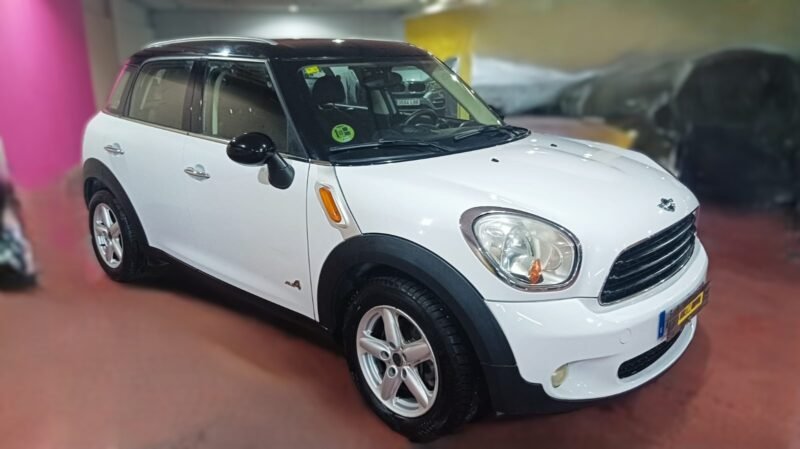 MINI COUNTRYMAN COOPER 1.6 D ALL4