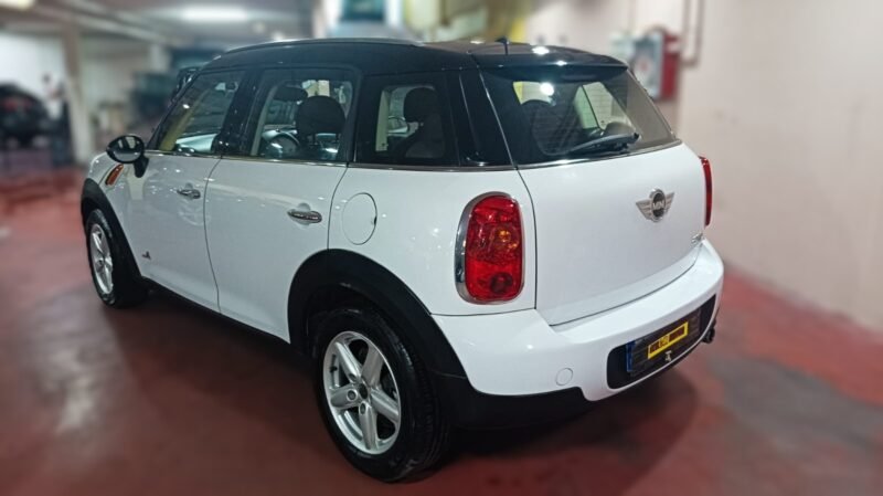 MINI COUNTRYMAN COOPER 1.6 D ALL4
